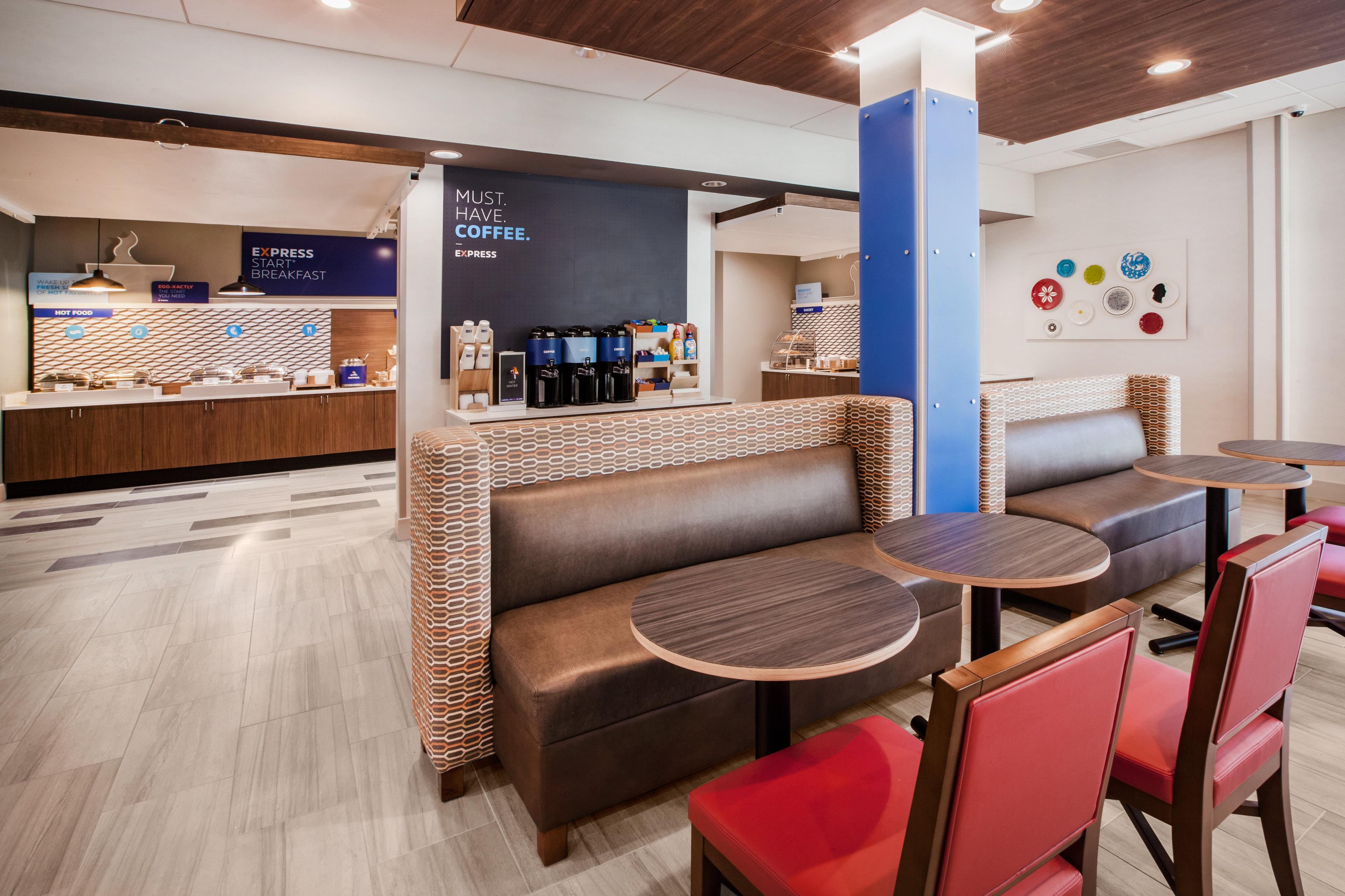 Holiday Inn Express Winnipeg Airport - Polo Park By Ihg Exteriér fotografie
