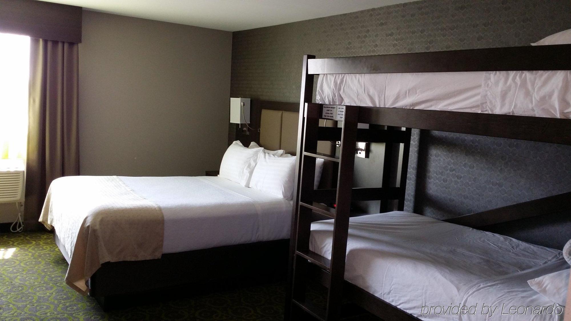 Holiday Inn Express Winnipeg Airport - Polo Park By Ihg Exteriér fotografie