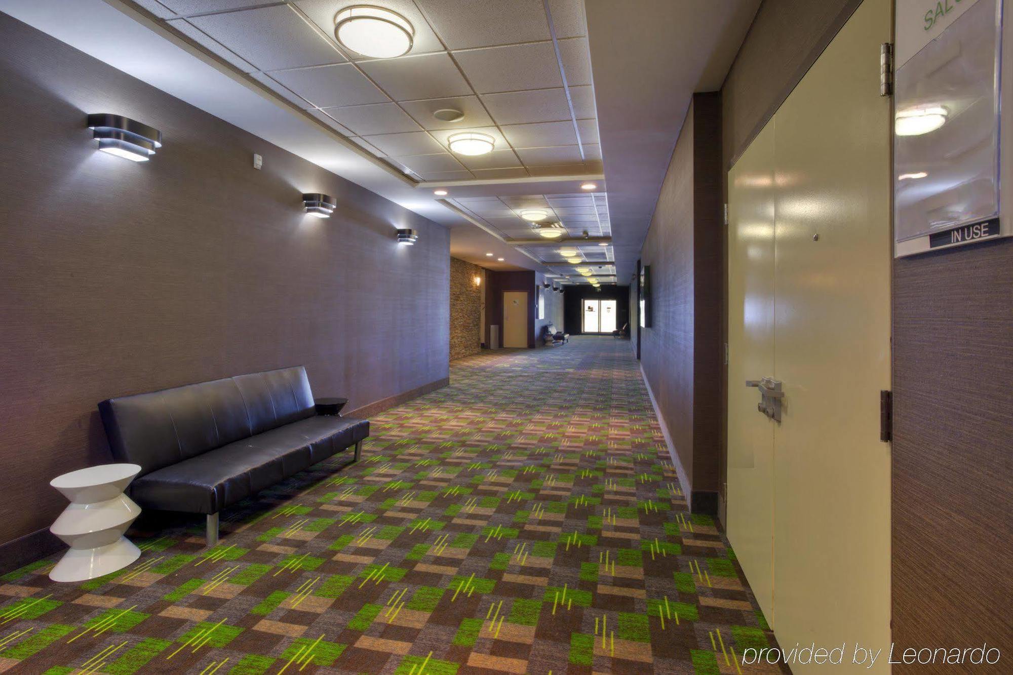 Holiday Inn Express Winnipeg Airport - Polo Park By Ihg Exteriér fotografie