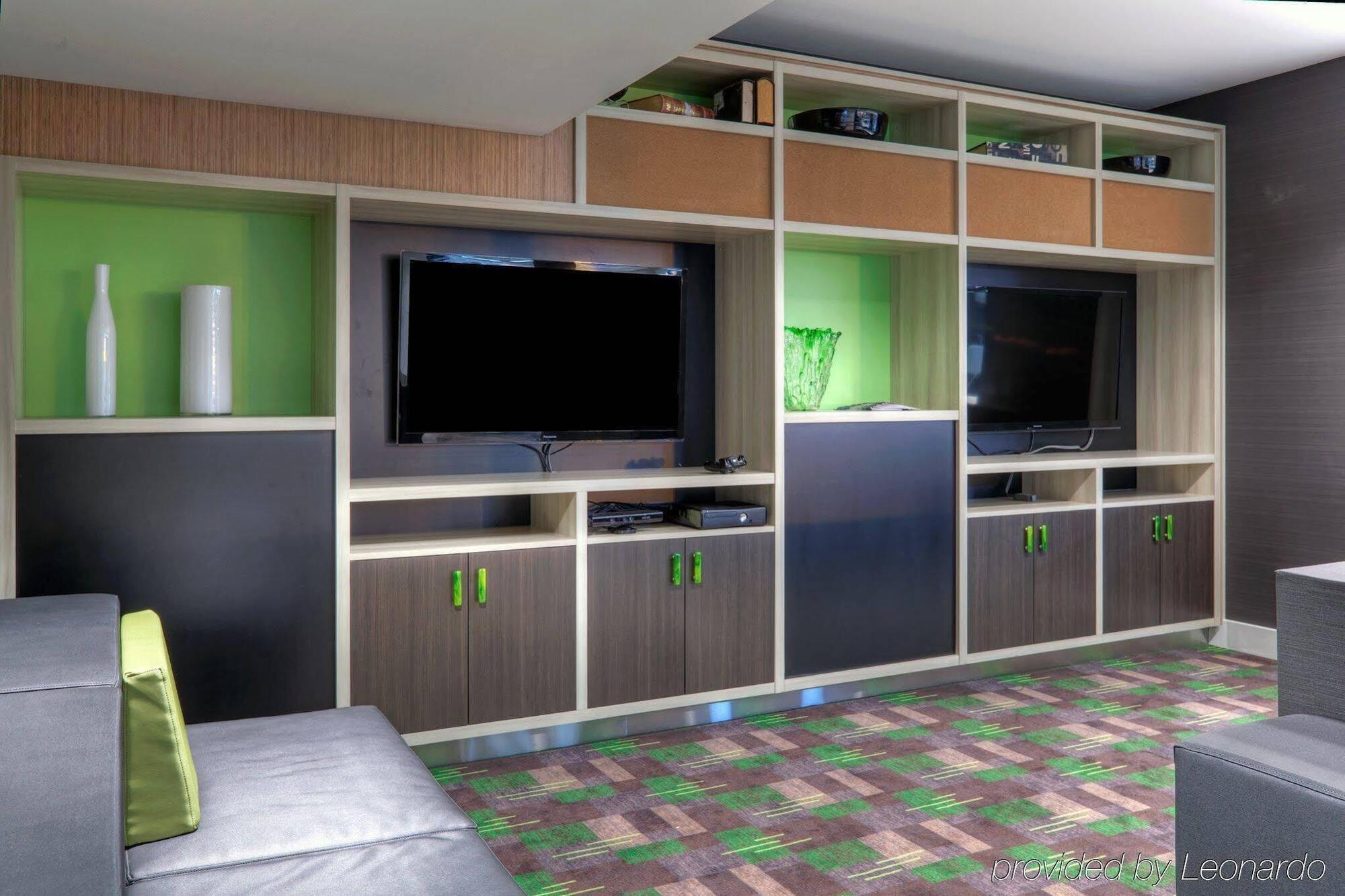 Holiday Inn Express Winnipeg Airport - Polo Park By Ihg Exteriér fotografie