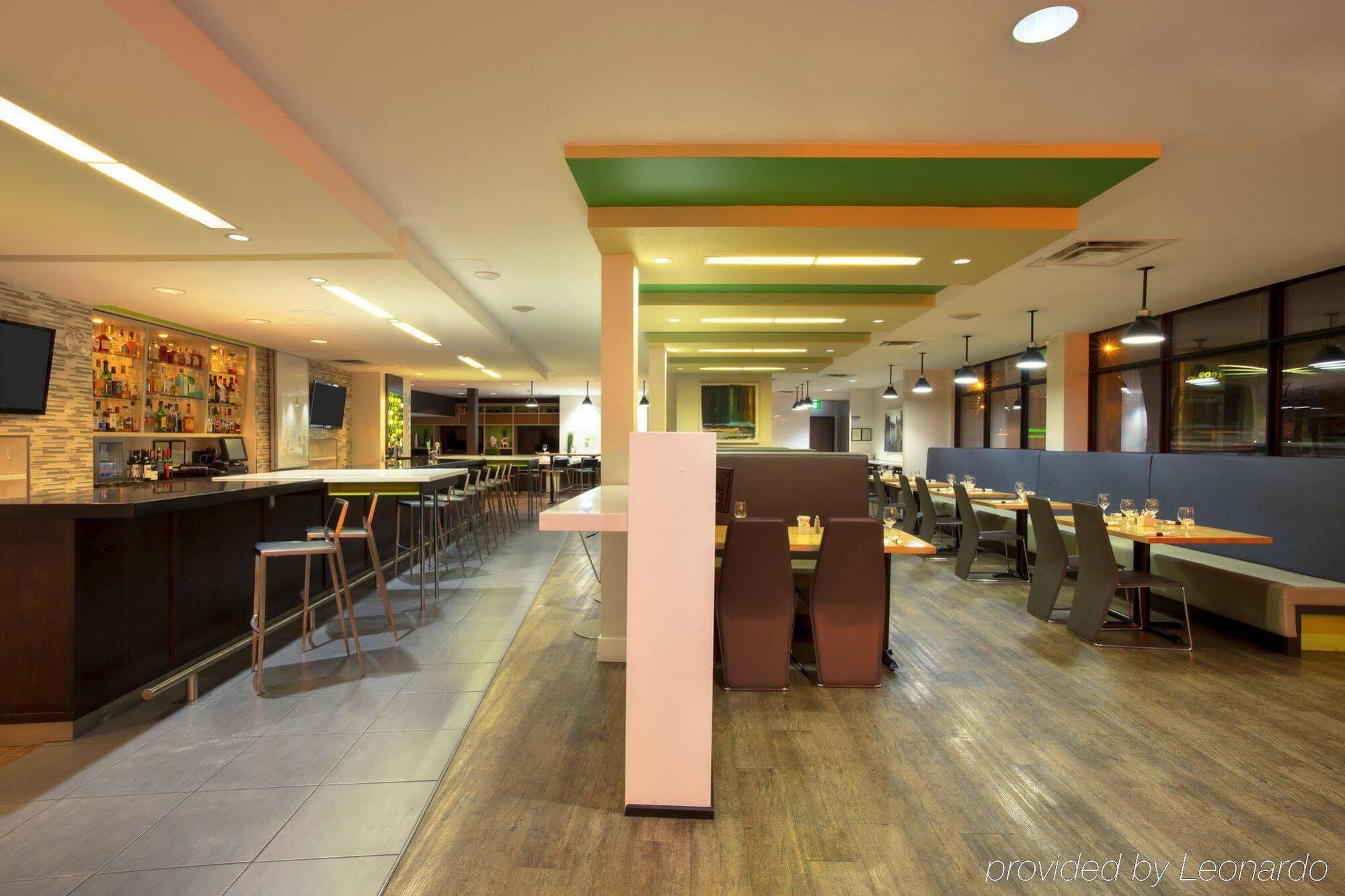 Holiday Inn Express Winnipeg Airport - Polo Park By Ihg Exteriér fotografie